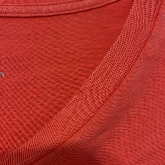 Aerie light weight t shirt - Picture 4 of 4